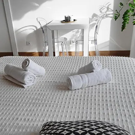 Les Du Saint Nazaire, Vue Panoramique Sur La Cite Medievale - Les Balcons De La Cite Apartmán