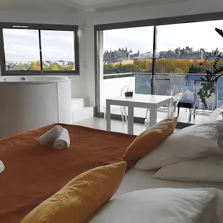 Les Du Saint Nazaire, Vue Panoramique Sur La Cite Medievale - Les Balcons De La Cite Apartmán